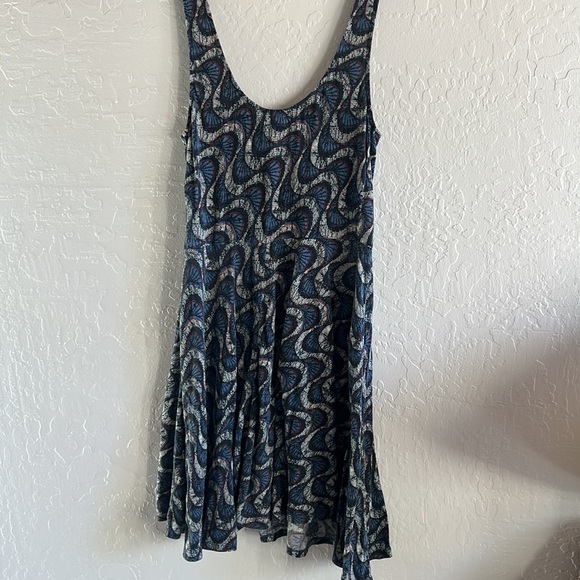 Ecote Circle Stretchy A-line Tank Dress - Picture 5 of 5